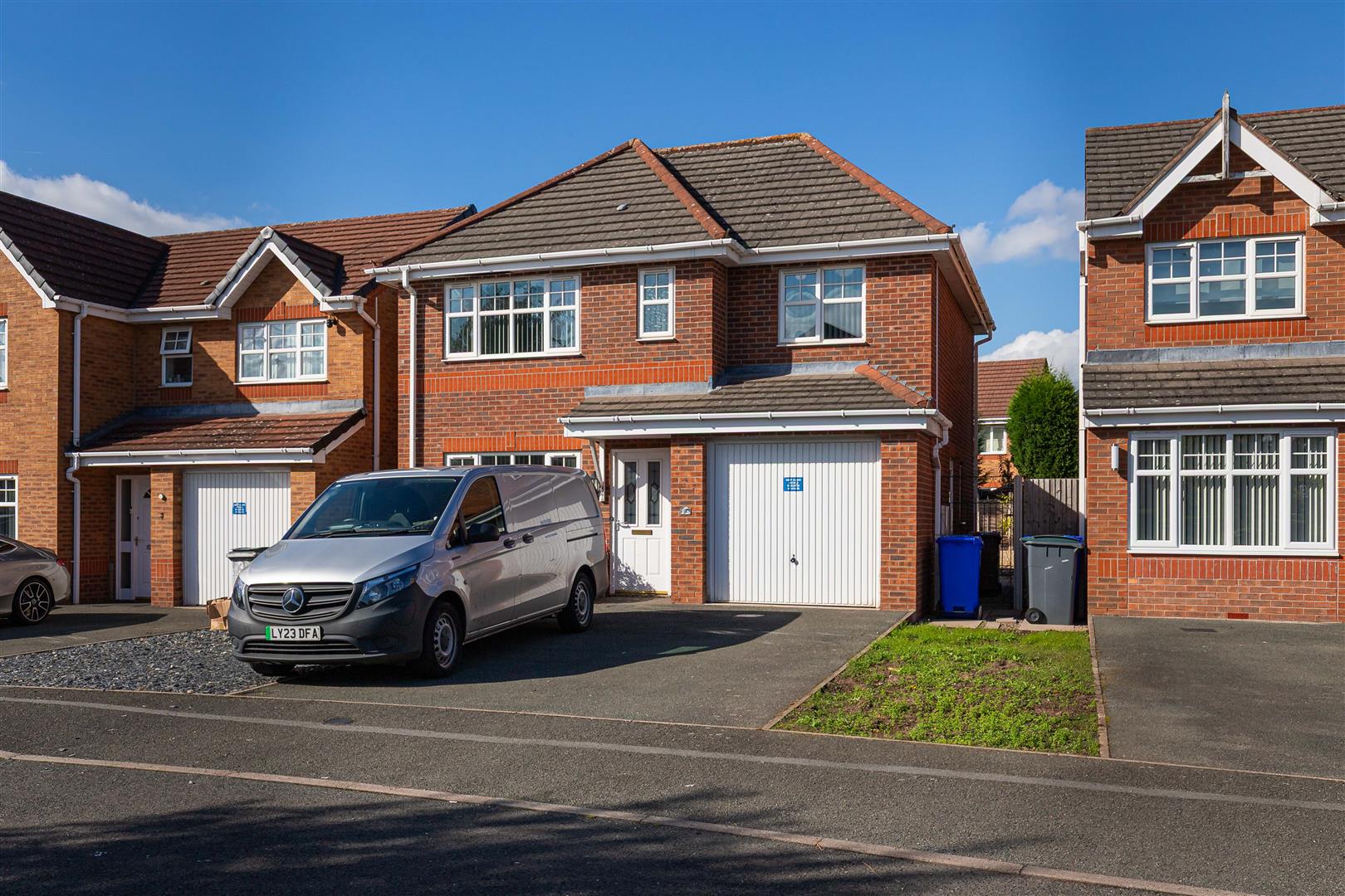 Lakeside Close, Etruria, Stoke-On-Trent